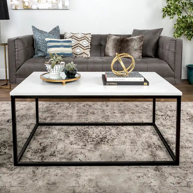 Table basse moderne à cadre métallique glamour